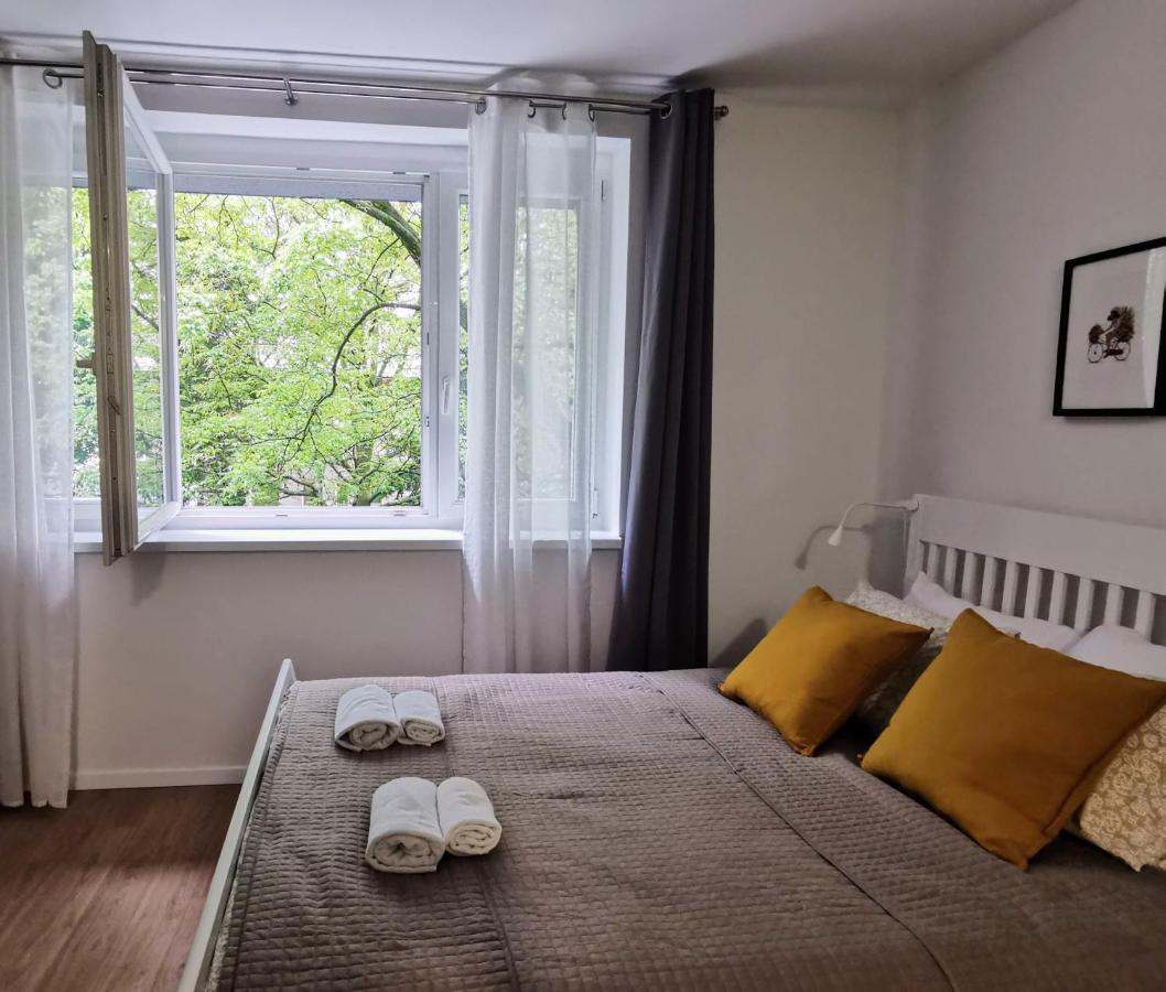 Studio Apartman Mirta I Varazdin Bagian luar foto